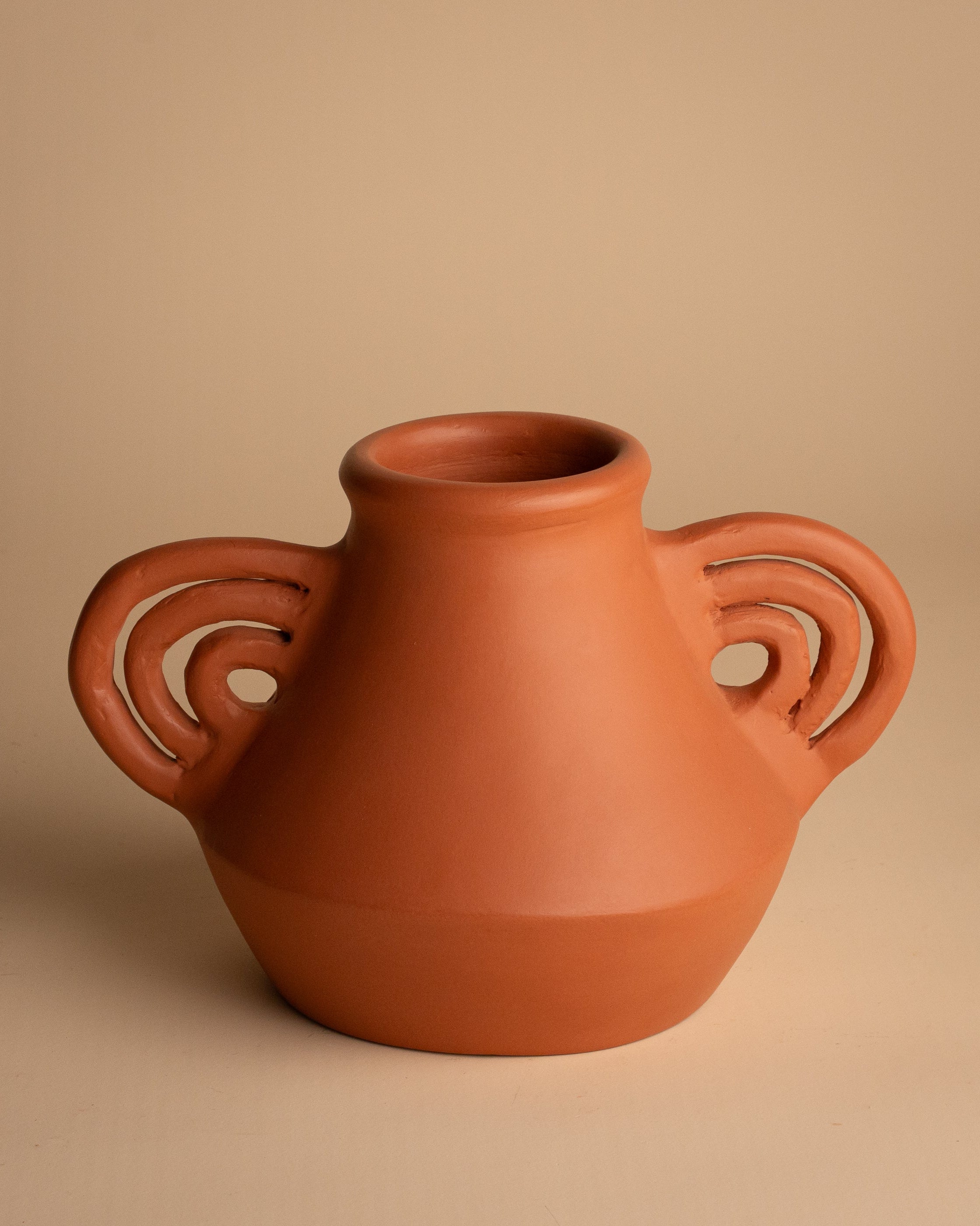 HANDGEMAAKTE VAAS – WASL