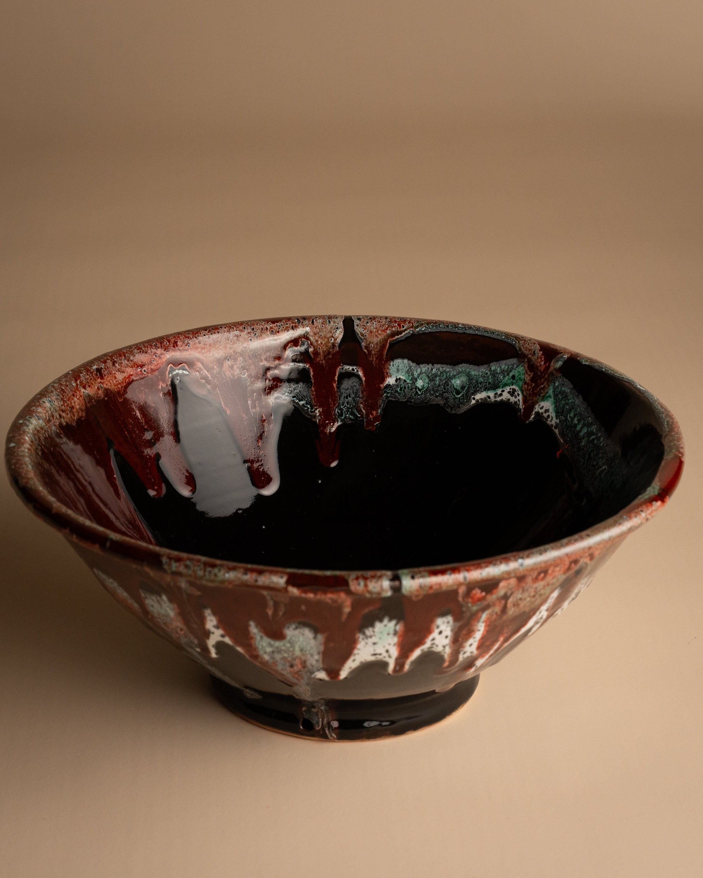 HANDGEMAAKTE KERAMIEK SCHAAL – TRAB