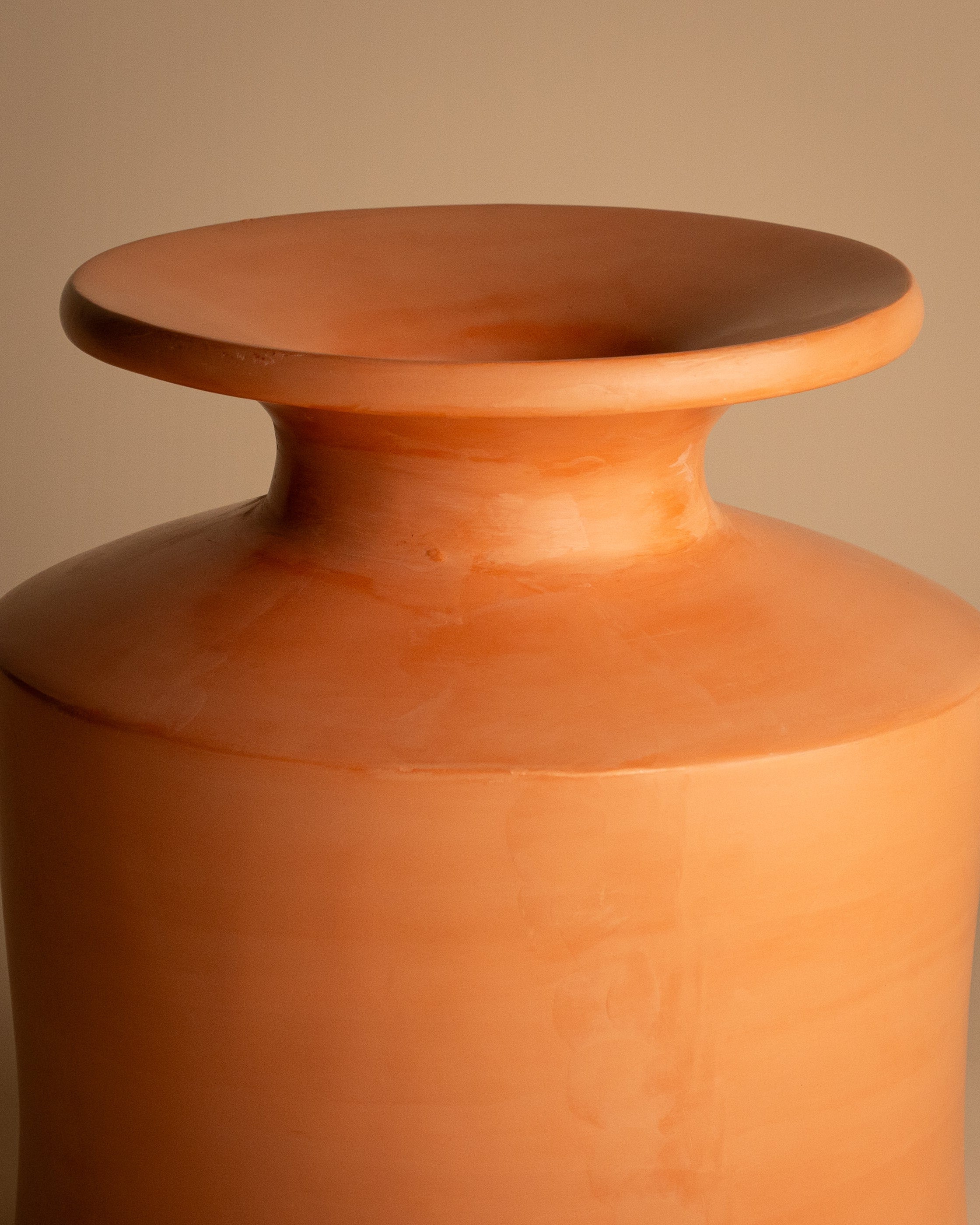 HANDGEMAAKTE (GROTE) VAAS – AMARA