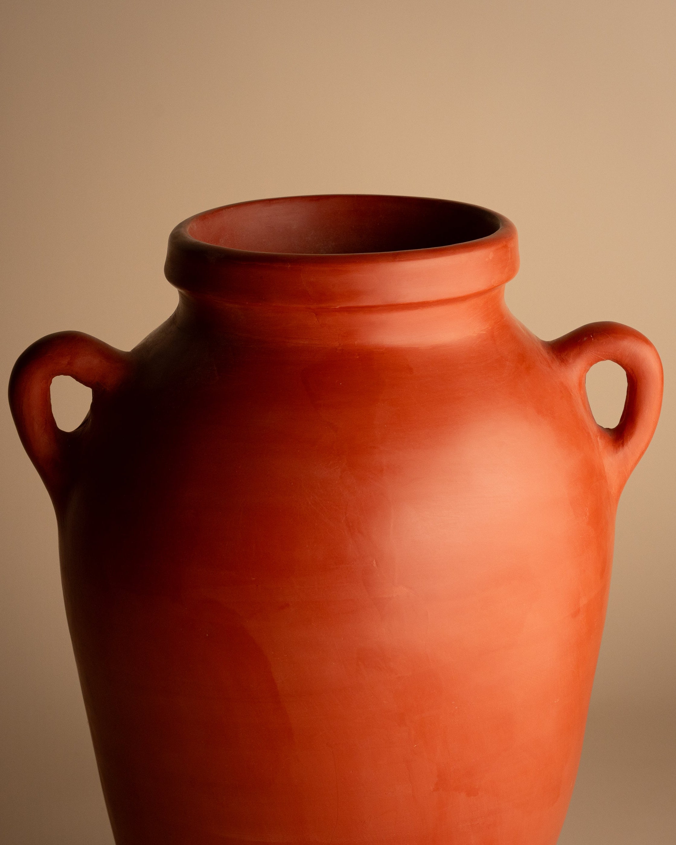 HANDGEMAAKTE (GROTE) VAAS – SILA