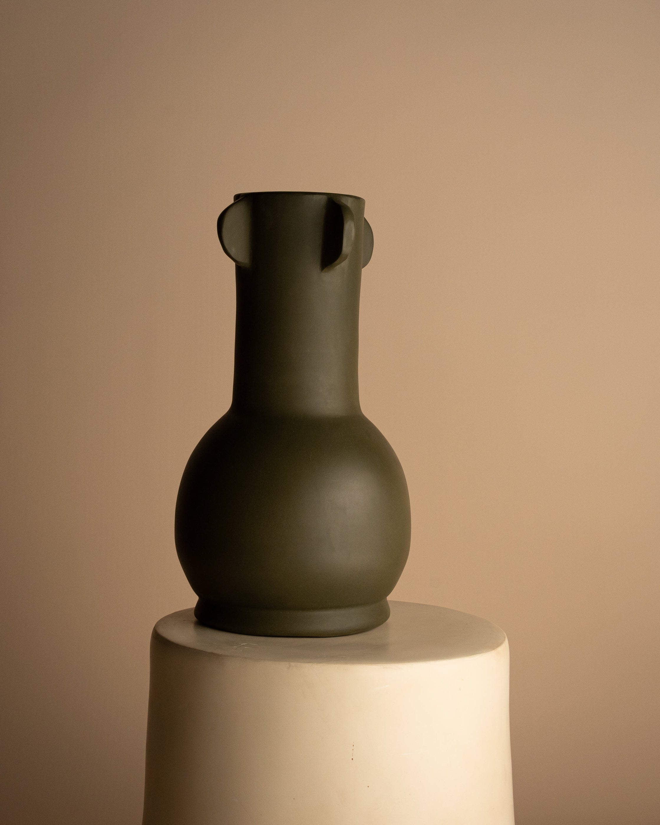 HANDGEMAAKTE VAAS – ARBA