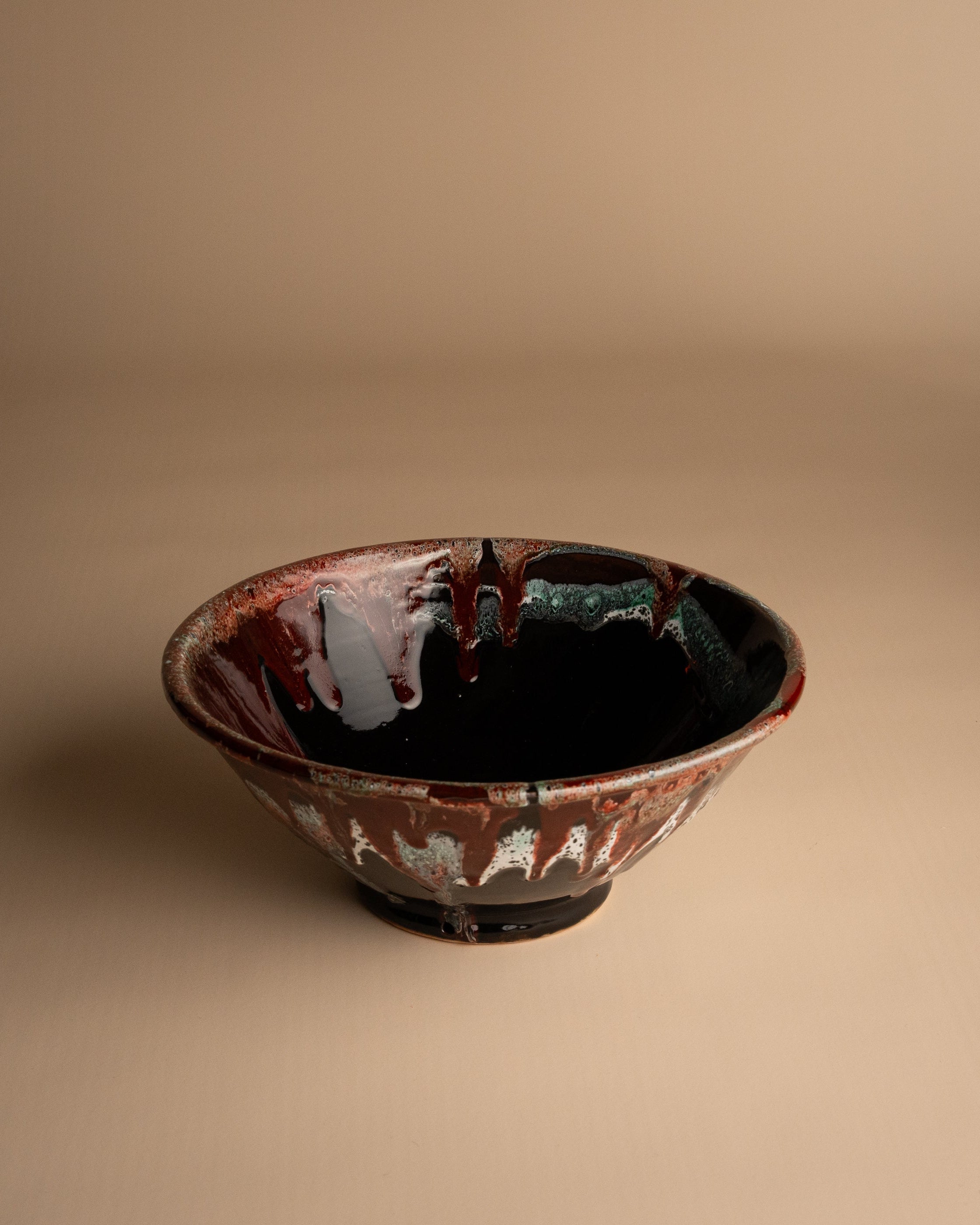 HANDGEMAAKTE KERAMIEK SCHAAL – TRAB