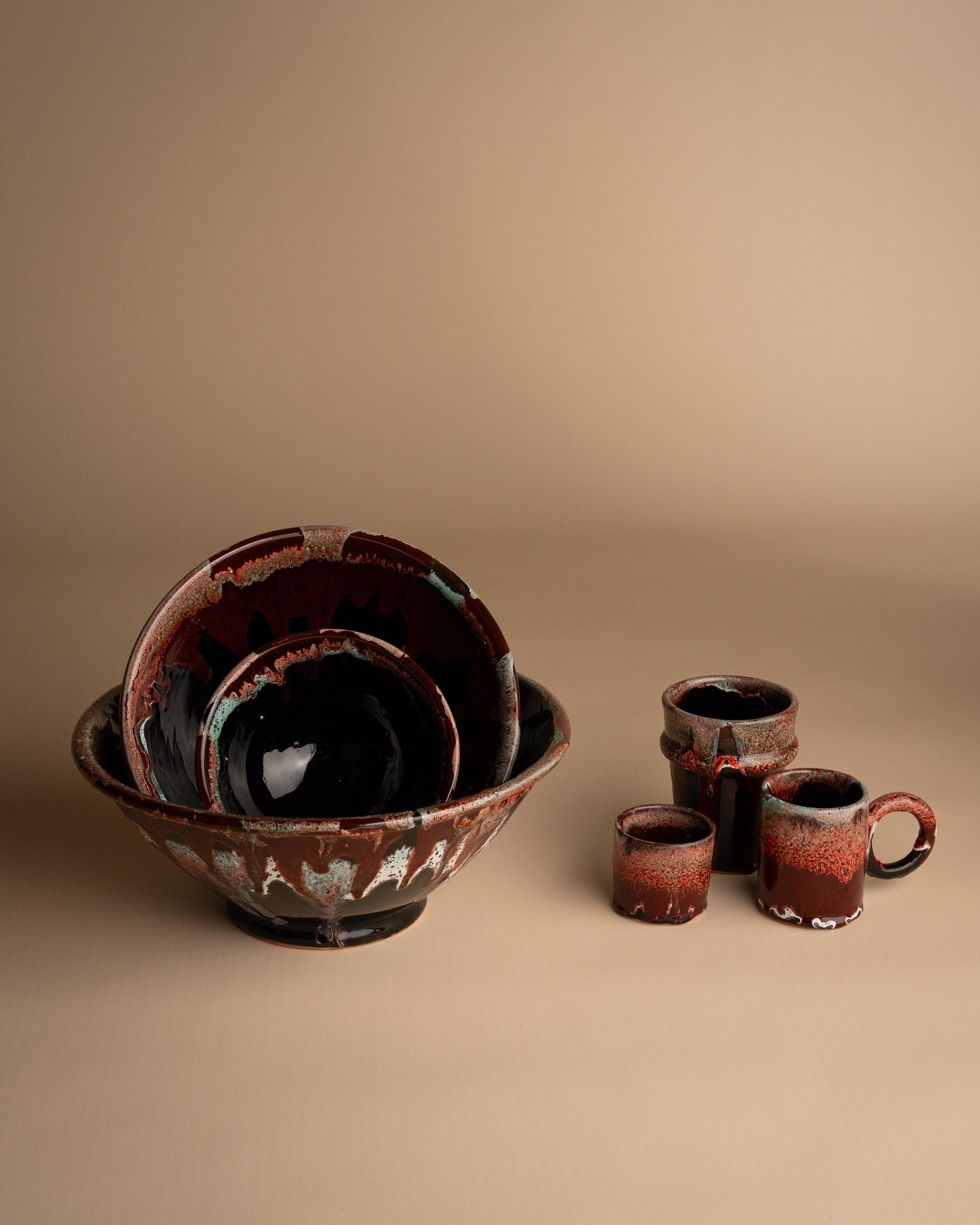 HANDGEMAAKTE KERAMIEK SCHAAL – TRAB