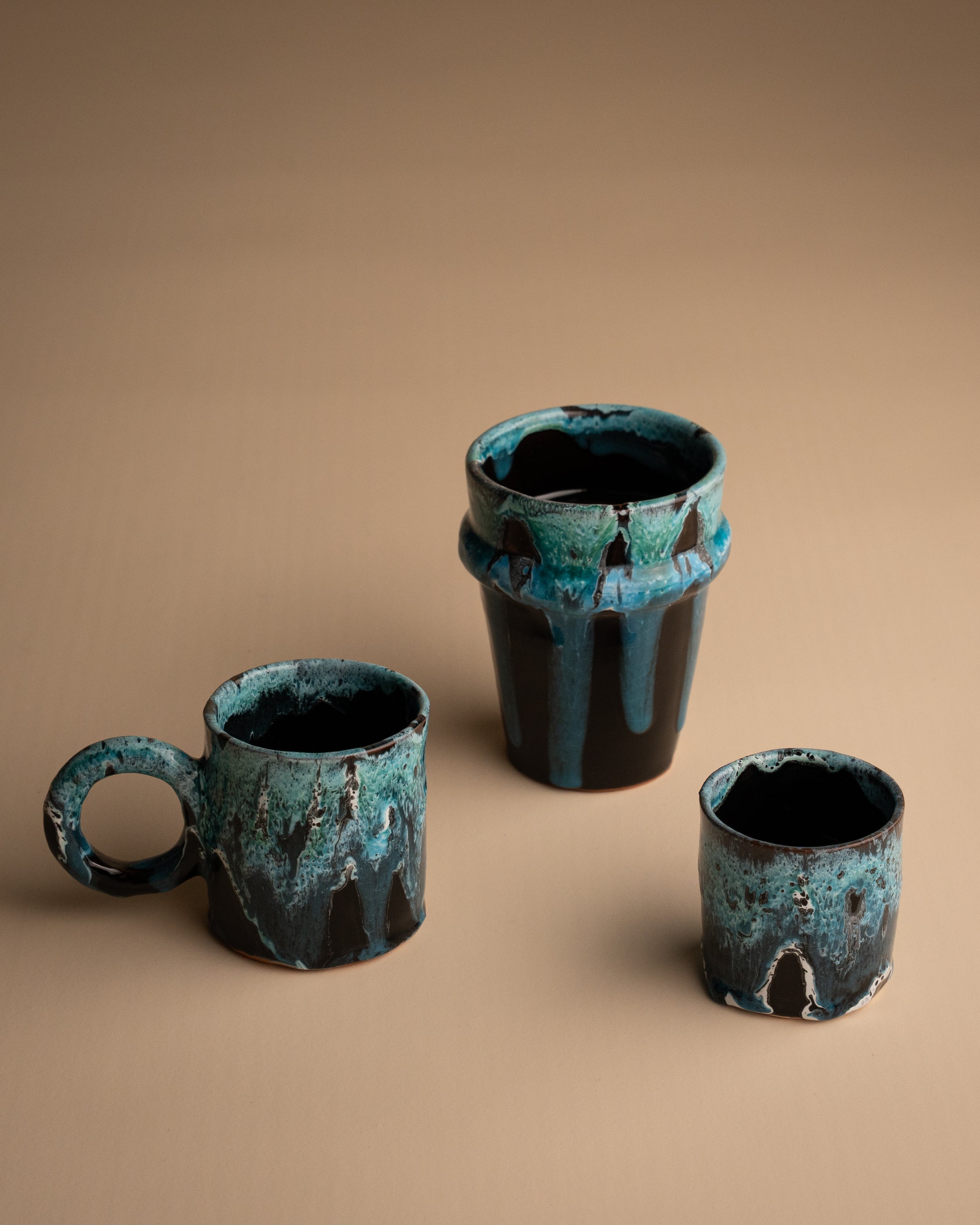 HANDGEMAAKTE MOK – AZRAQ