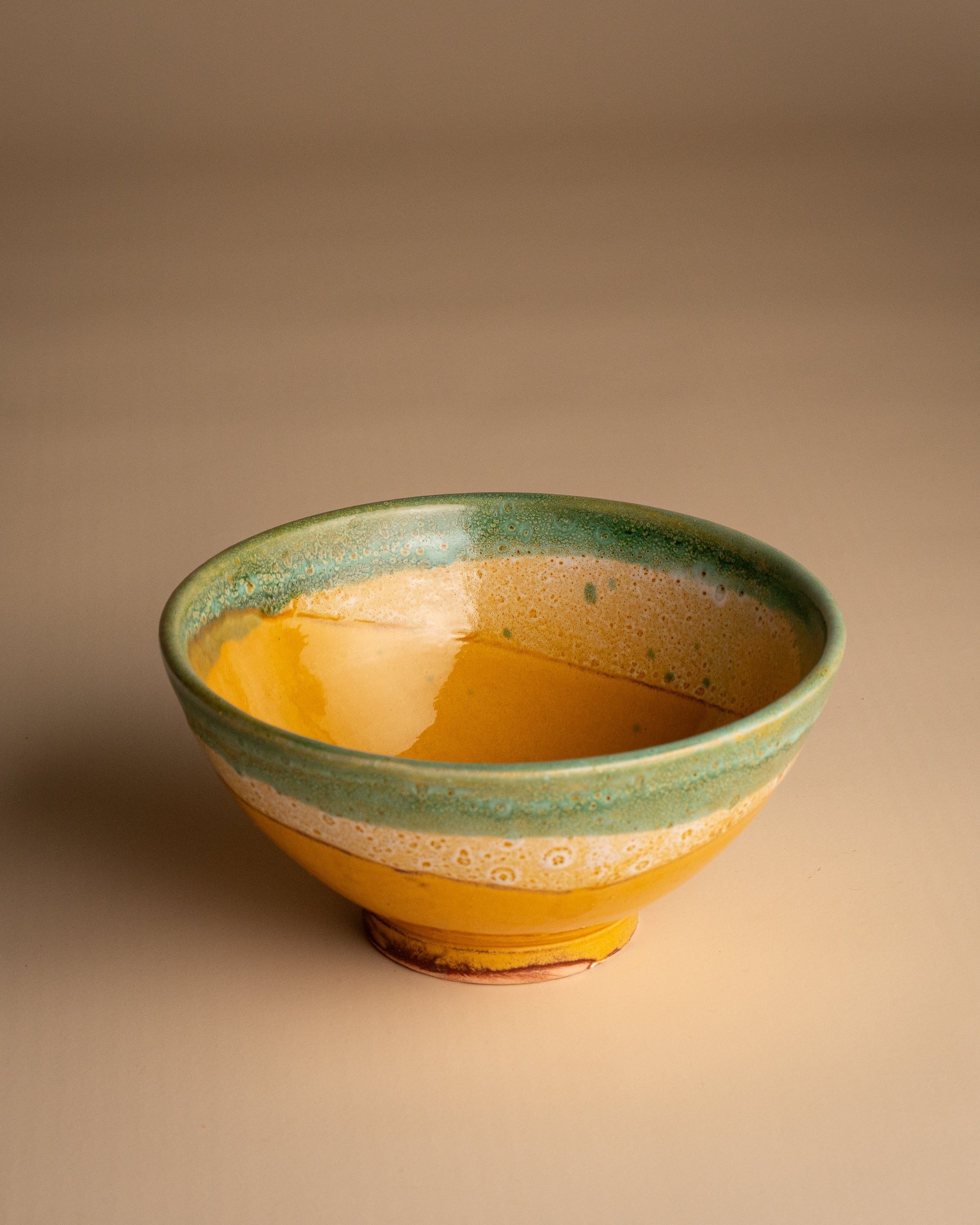 HANDGEMAAKTE KERAMIEK SCHAAL – KHADRA