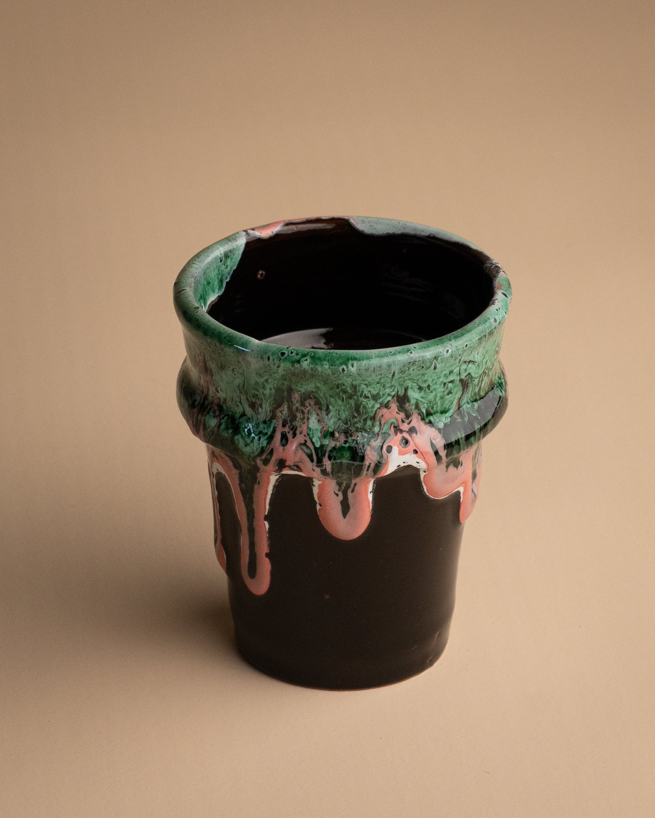 HANDGEMAAKTE MOK – RIHAM