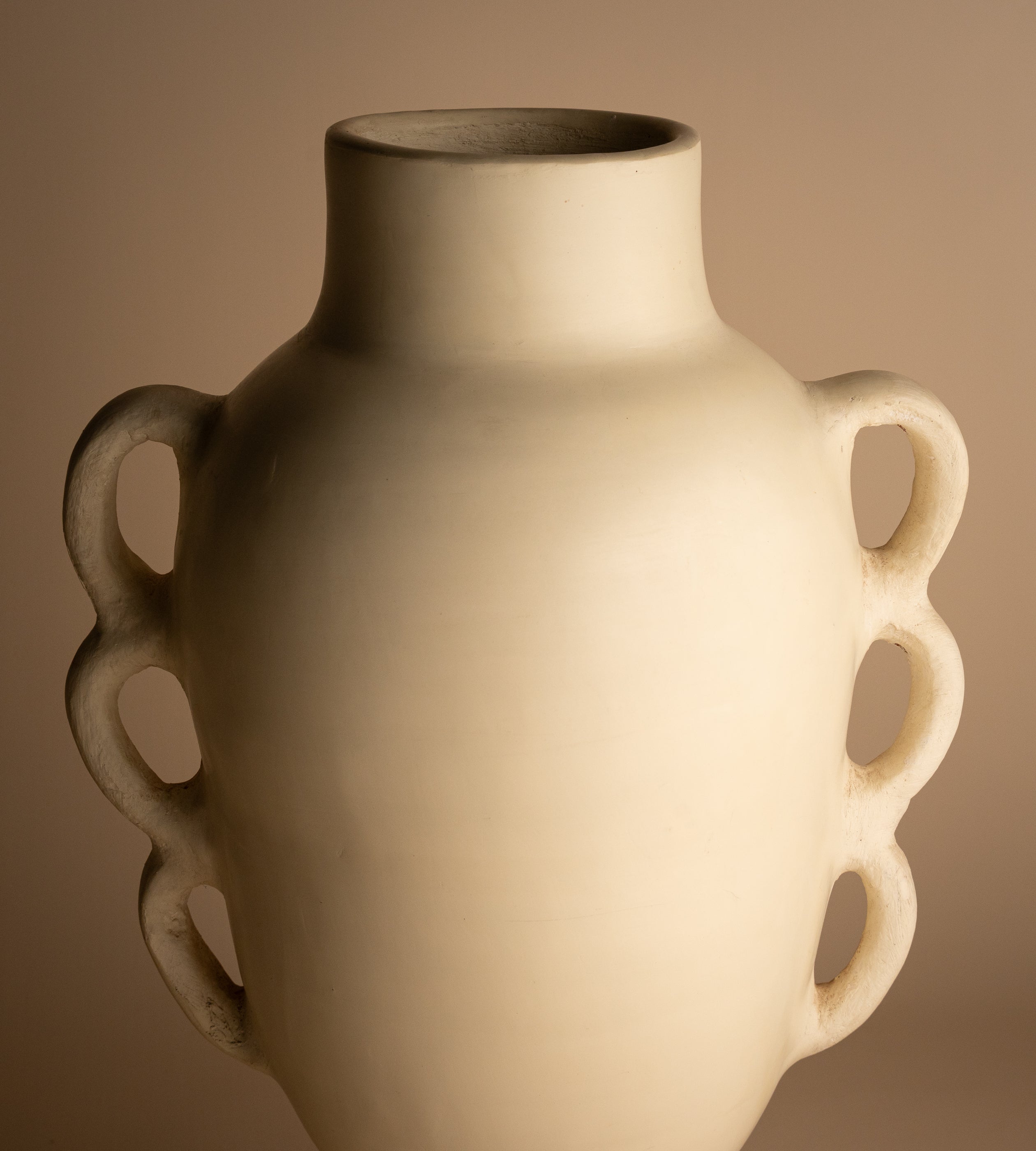 HANDGEMAAKTE (GROTE) VAAS – JADAR