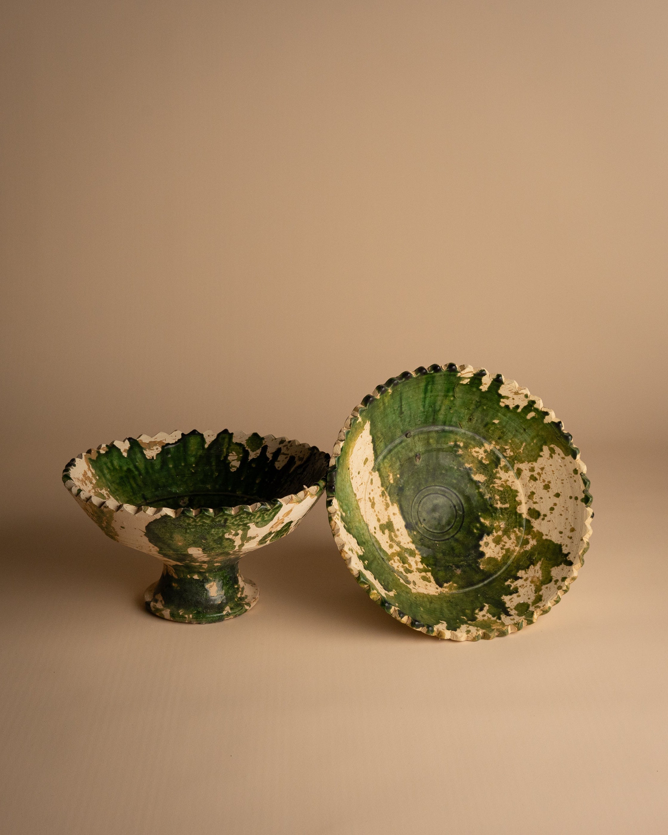 HANDGEMAAKTE TAMEGROUTE SCHAAL – EMERALD