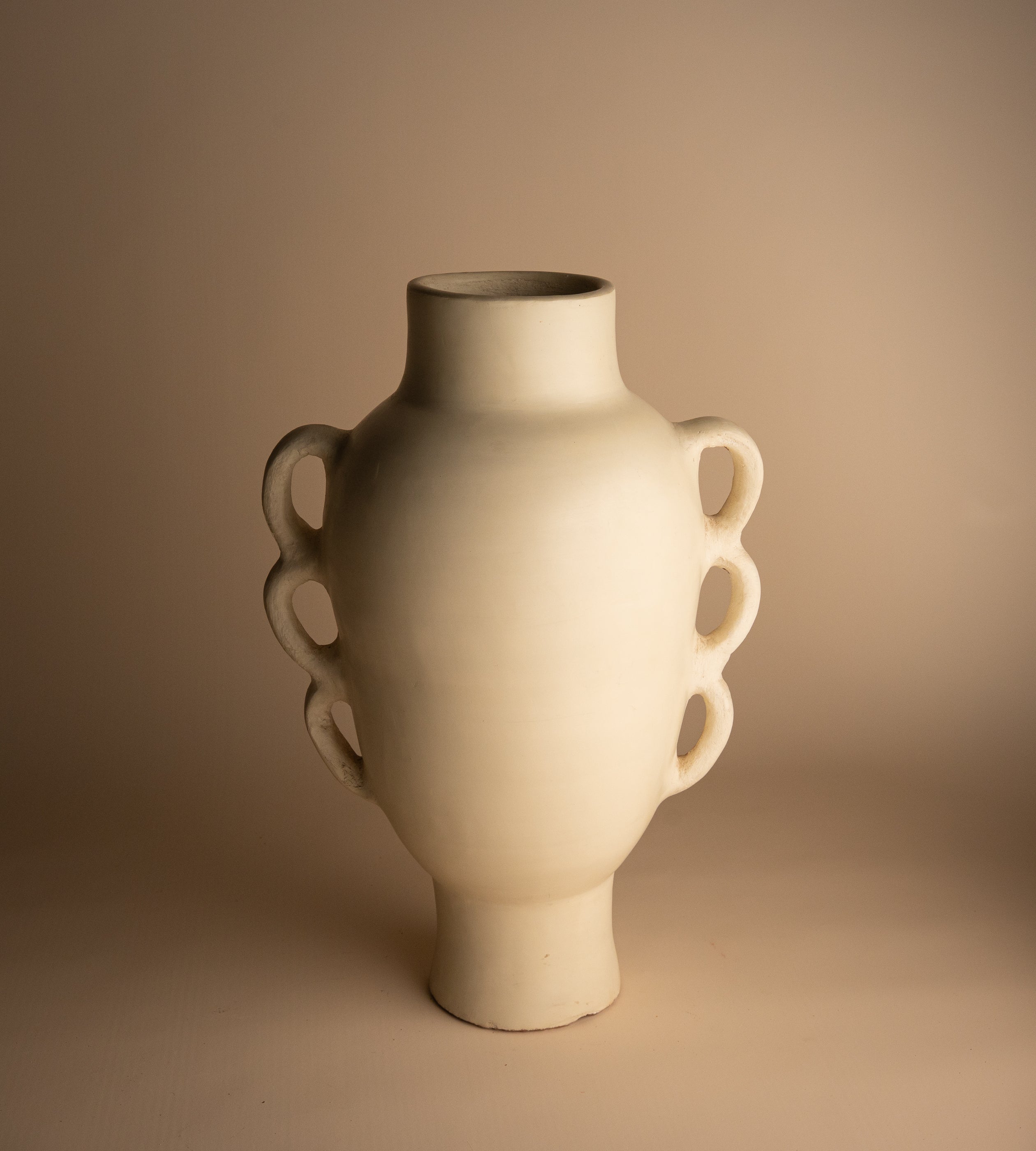 HANDGEMAAKTE (GROTE) VAAS – JADAR