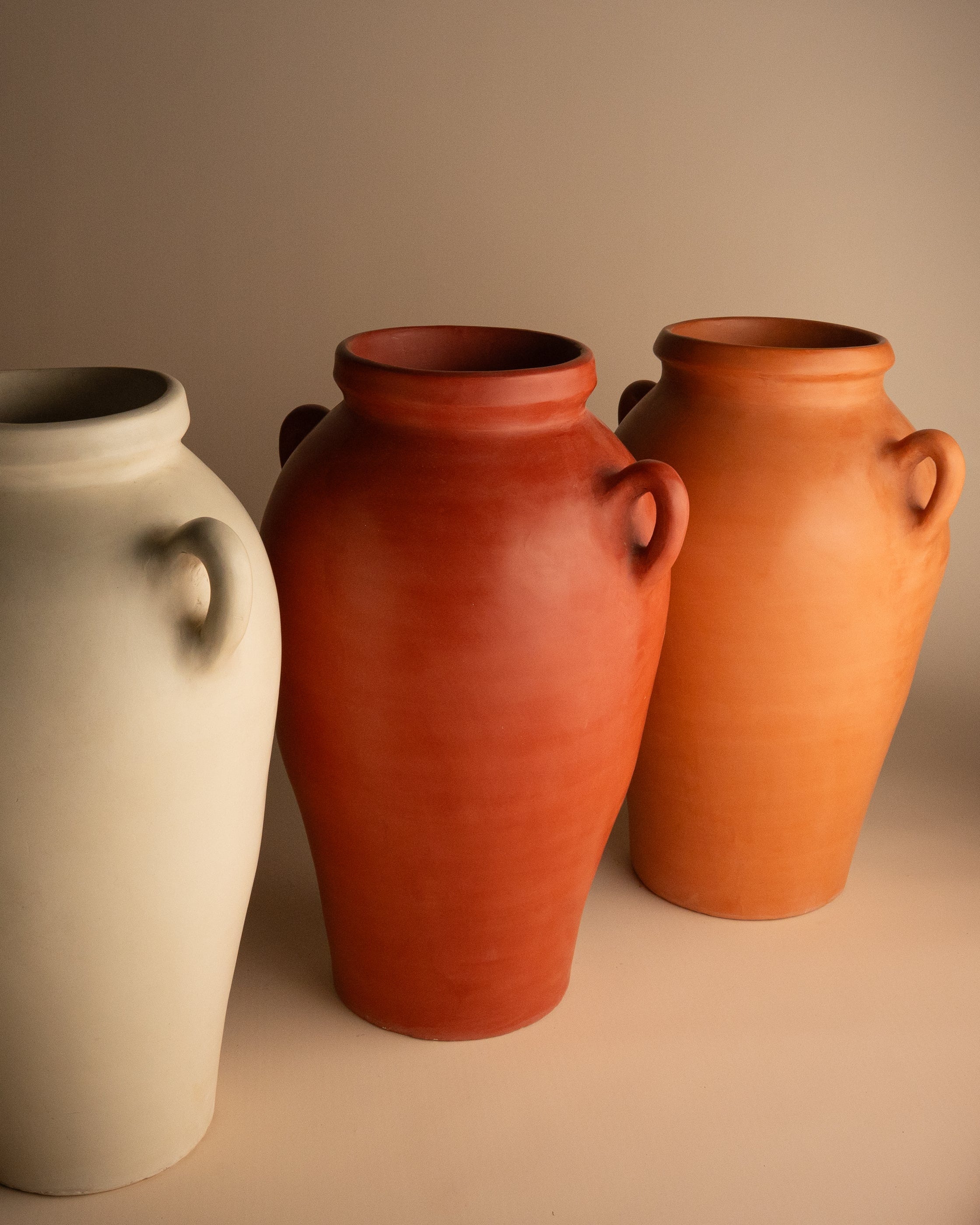 HANDGEMAAKTE (GROTE) VAAS – SILA