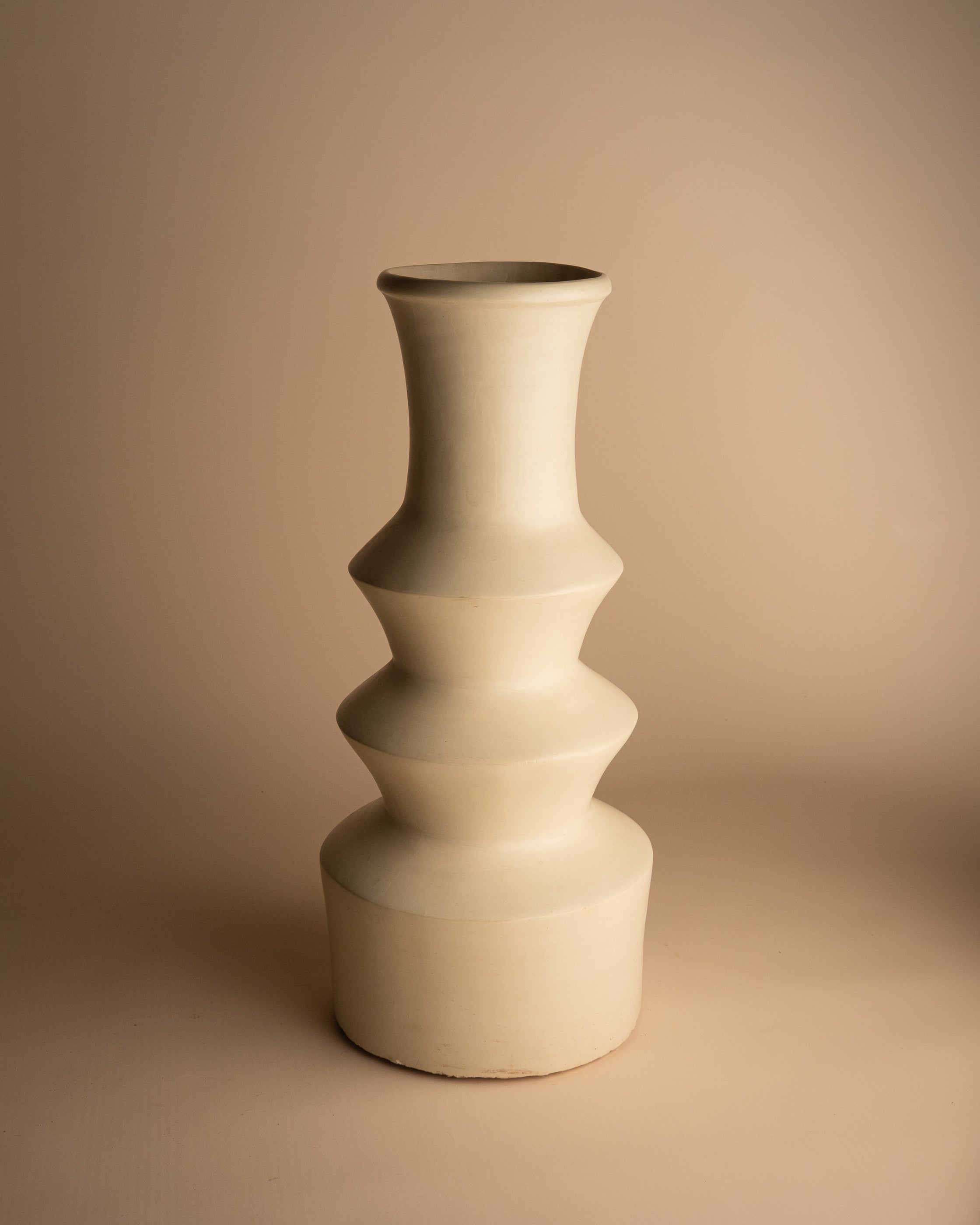 HANDGEMAAKTE (GROTE) VAAS – NARA