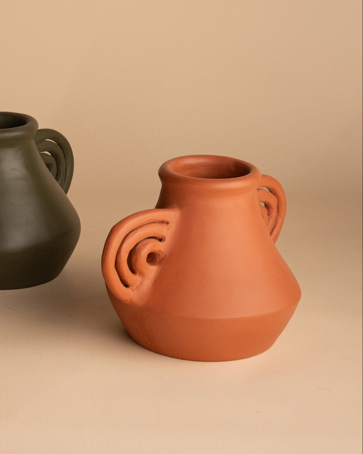 HANDGEMAAKTE VAAS – WASL