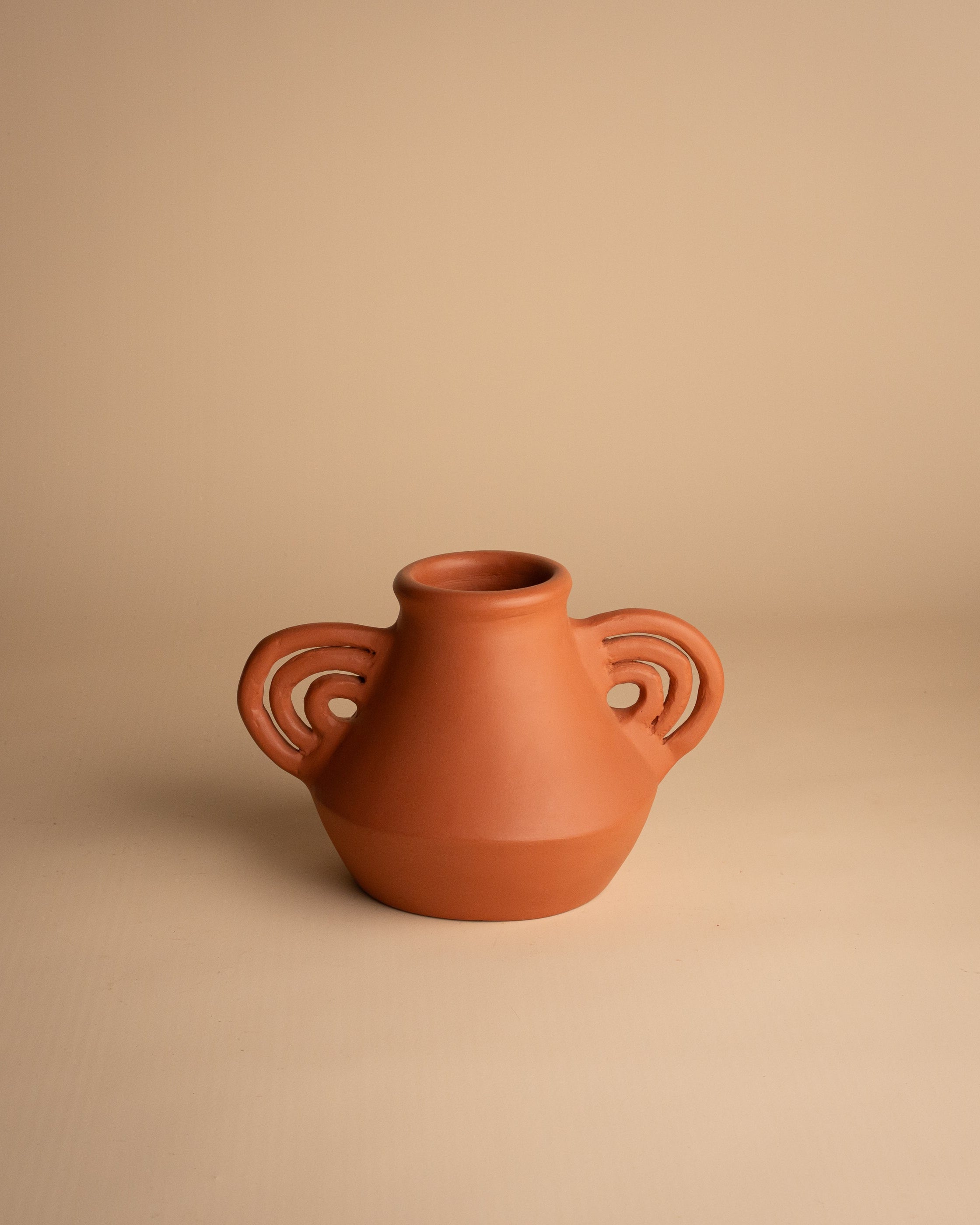 HANDGEMAAKTE VAAS – WASL