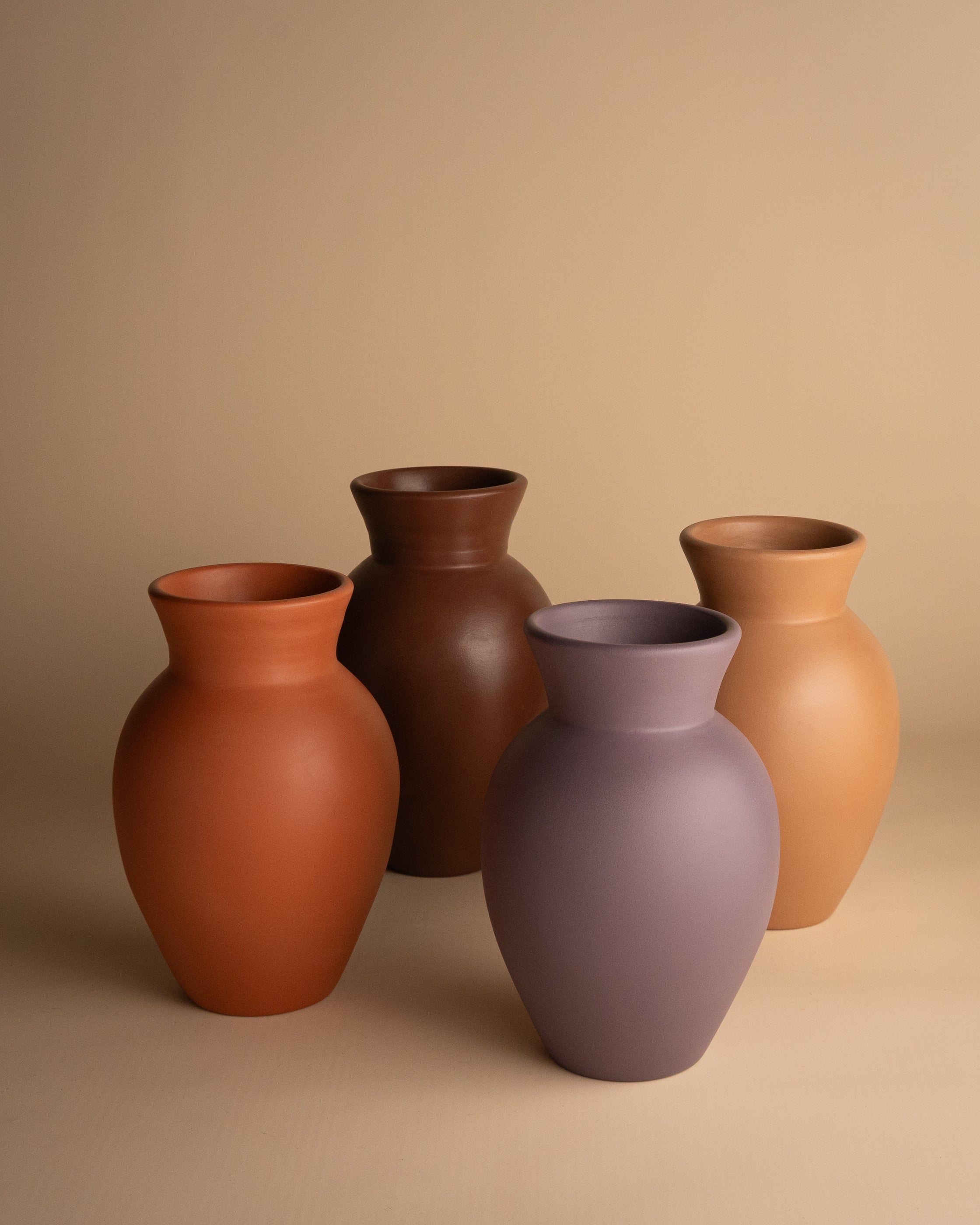 HANDGEMAAKTE VAAS – NAYA