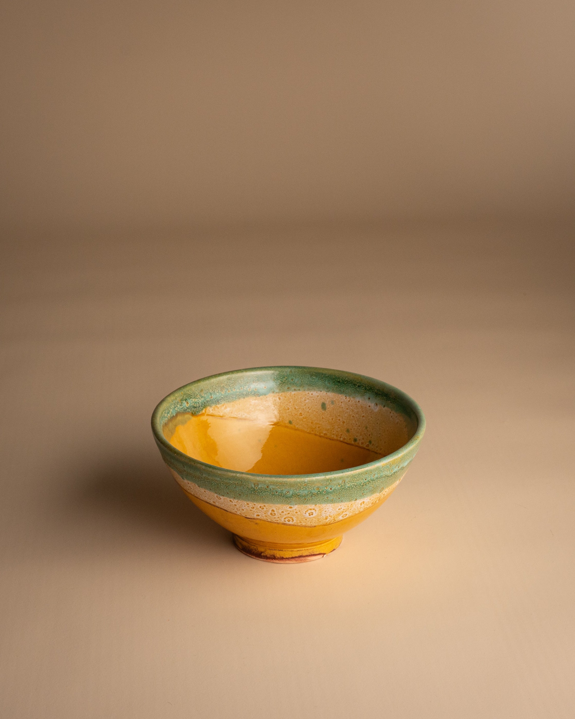 HANDGEMAAKTE KERAMIEK SCHAAL – KHADRA