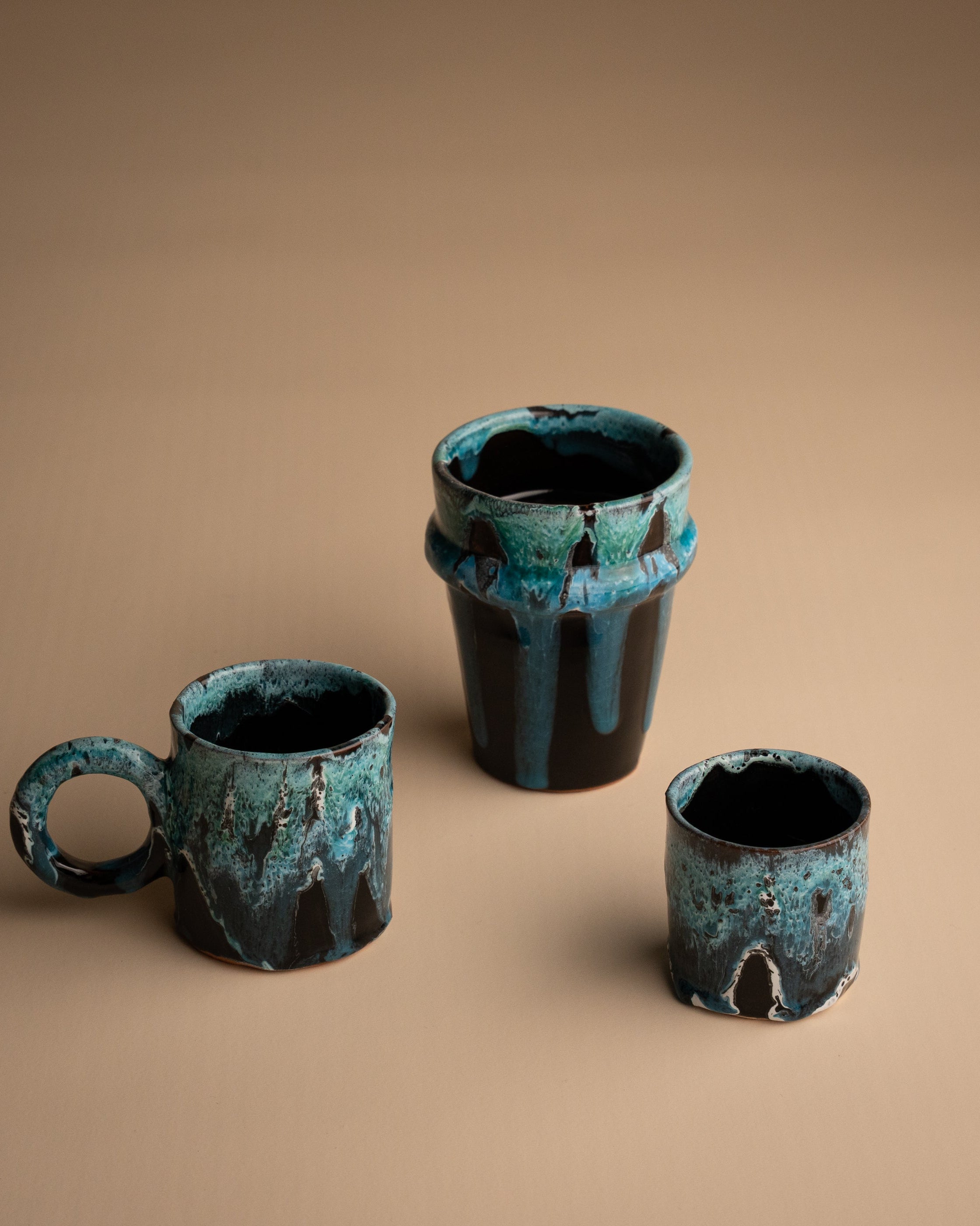 HANDGEMAAKTE MOK – AZRAQ