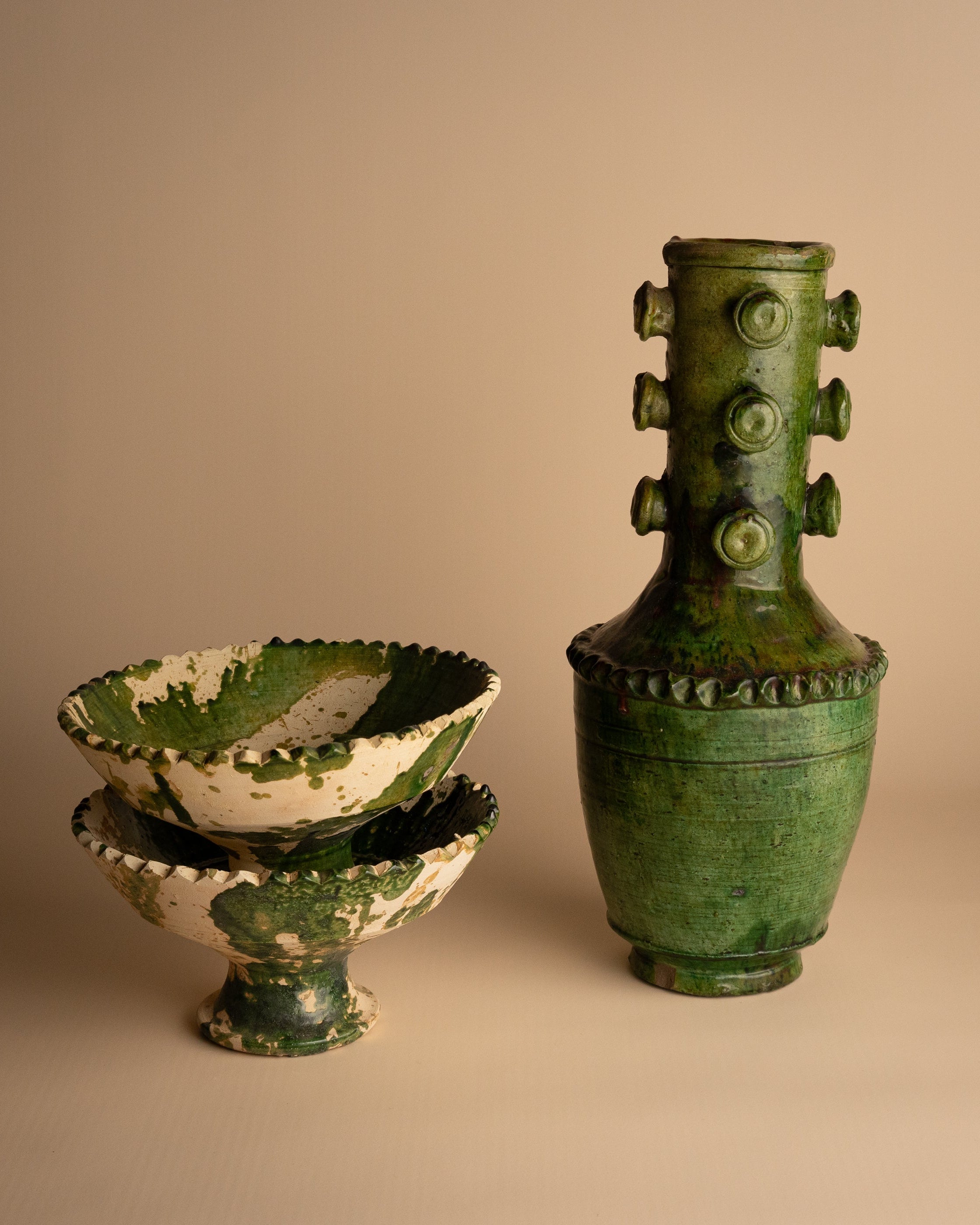 HANDGEMAAKTE TAMEGROUTE SCHAAL – EMERALD